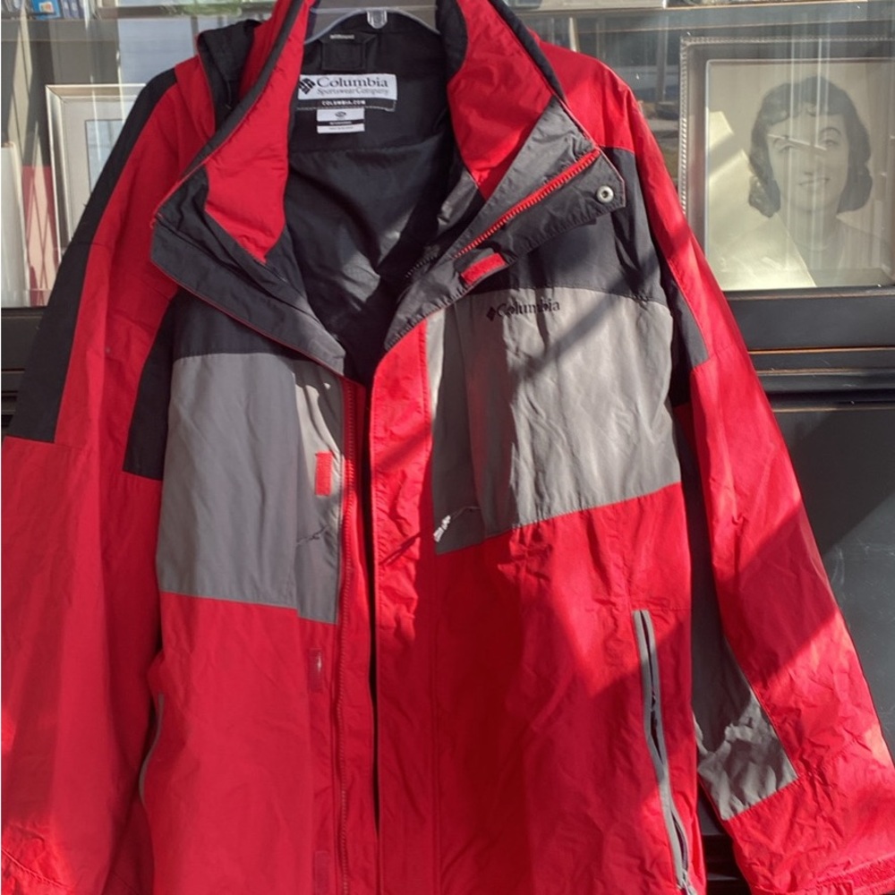 Men’s Columbia jacket
